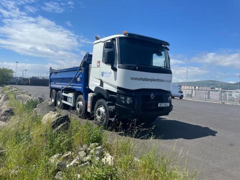 Renault 8 Wheel Tipper